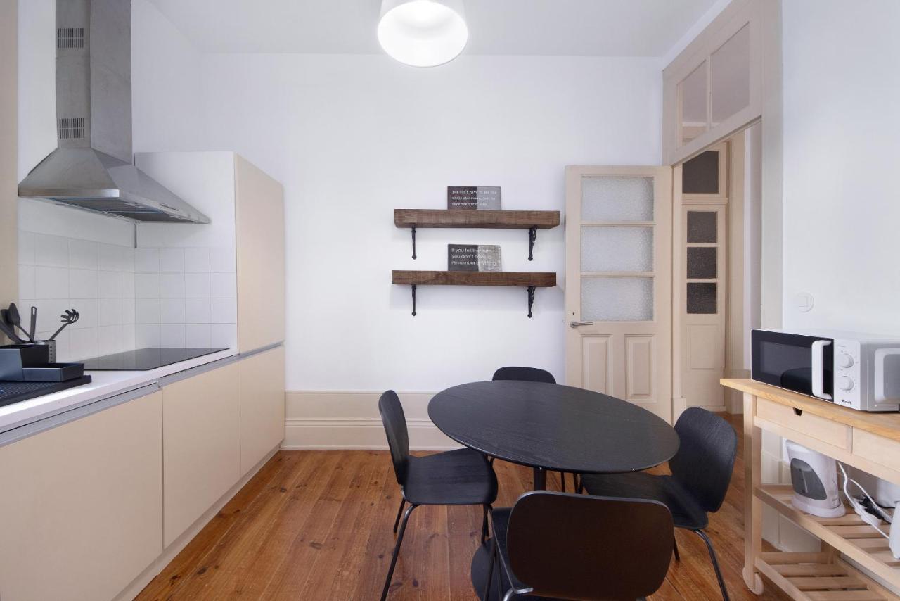 Crooked Floor House - 1St Floor Διαμέρισμα Πόρτο Εξωτερικό φωτογραφία